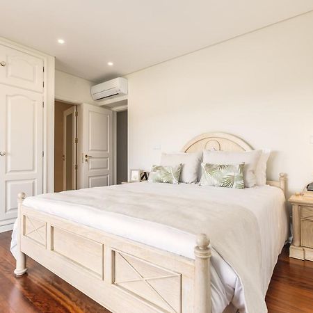 Casa 141- Familiar Conforto Paz E Bem-Estar กิมาไรส์ ภายนอก รูปภาพ