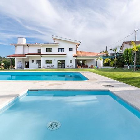 Casa 141- Familiar Conforto Paz E Bem-Estar กิมาไรส์ ภายนอก รูปภาพ