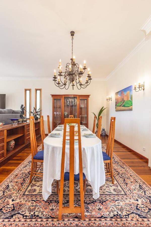 Casa 141- Familiar Conforto Paz E Bem-Estar กิมาไรส์ ภายนอก รูปภาพ